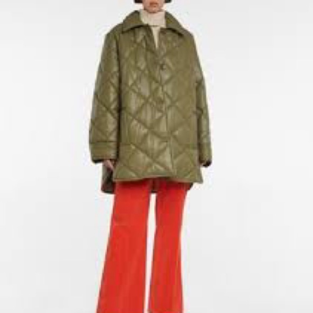 Stand Studio Nanna faux leather Quilted Jacket in green fits size SM / M